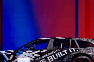 기사로 이동 - 팬들이 원해서 만들었다… 590마력 심장 단 BMW의 특별한 왜건