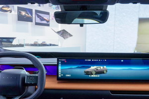 기사로 이동 - 봄바람 타고 대륙 뒤흔들 디자인… 600km 달리는 현대차의 야심작