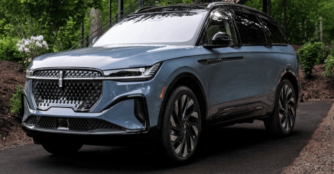 thumbnail - 따스한 4월 주말에 딱이네요… 화면만 48인치, 달리는 휴식공간 등장