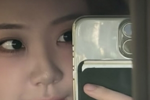 기사로 이동 - 늘 피곤해 보인다는 말에… 4년 고민 끝 달라진 이영지의 인상