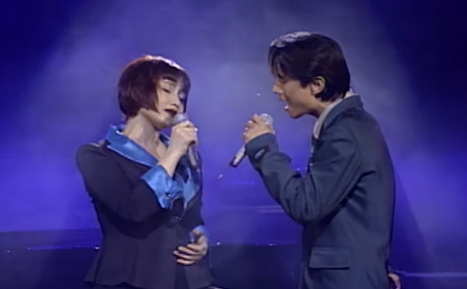 thumbnail - 저도 눈이 있거든요… 이소라, 뜬금없는 김태균과 열애설에 보인 ‘찐반응’