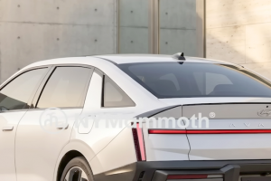 기사로 이동 - 그랜저 안 부러울 디자인인데… 300만원 올라도 계약 폭주할 국산 세단