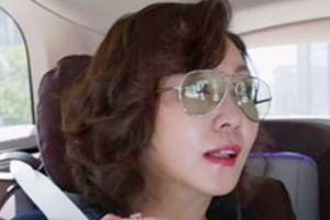 기사로 이동 - 드러내지 않아 더 궁금해져… 배우 김남주의 3억대 럭셔리 SUV