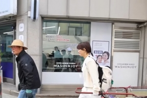 기사로 이동 - 따스한 4월 새벽, 그녀가 리어카를 끄는 이유… 최강희의 조금 다른 삶