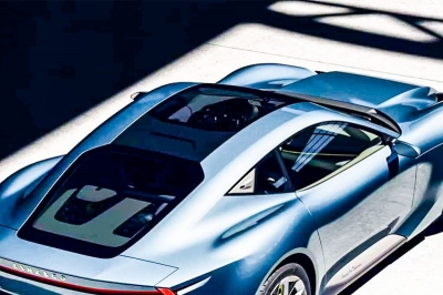 thumbnail - 페라리인줄 알고 다시 봤다… 제로백 2초 찍는 전기 슈퍼카의 등장