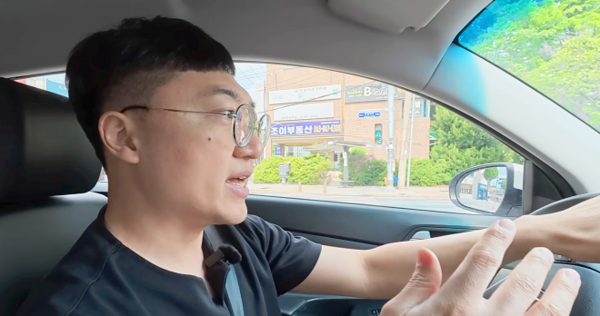 thumbnail - 정들어서 공짜로는 못 보냅니다… 22만km 뛴 투싼, 2500만원에 담긴 특별한 사연