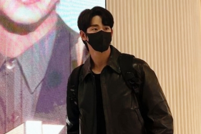 thumbnail - 김수현, ‘수척·피폐’ 성수동 목격담 충격…“숨만 쉬어도 수천만 원”