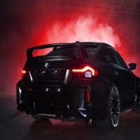 thumbnail - 이 배기음 하나 때문에 계약한다는 차… 전 세계 10대 한정판 BMW M2