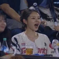 thumbnail - 야구장에서 딱 걸린 줄 알았네… 맹승지 비매너 논란 영상의 진실