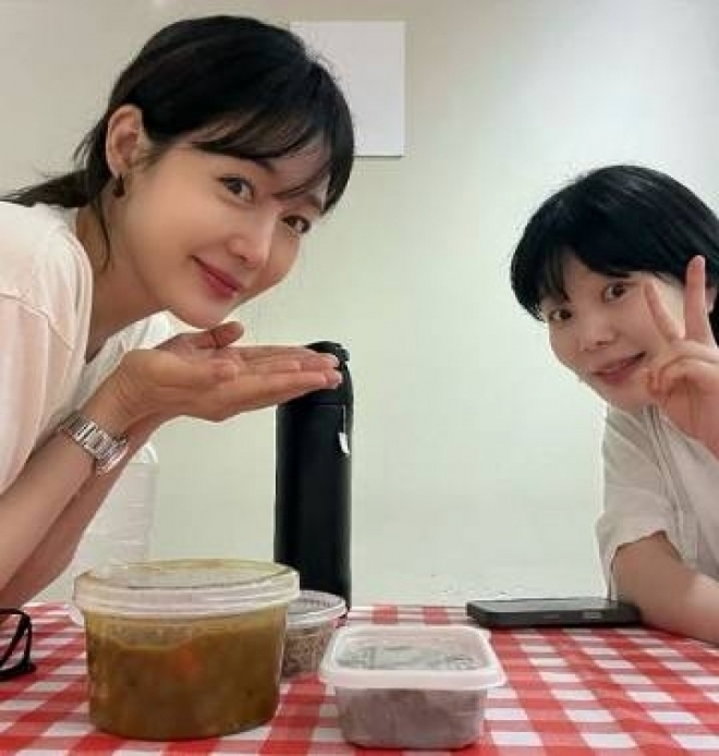 thumbnail - “예쁜 소녀가 벌써 셋째 엄마라니”… 성유리가 전한 반가운 근황