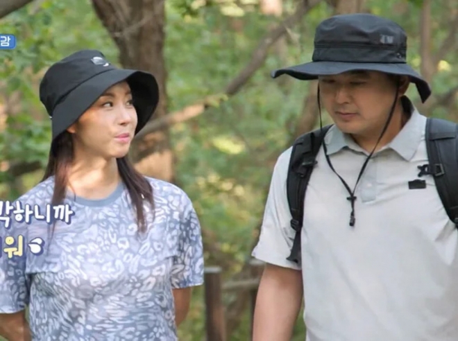 thumbnail - “답답해서 제가 먼저 말했어요”… 47세 한다감, 1살 연상 남편 첫 공개