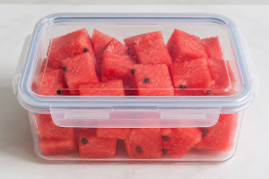 기사로 이동 - 수박에 랩 쌌더니 단맛 ‘뚝’…10일 아삭하게 먹는 특급 비법