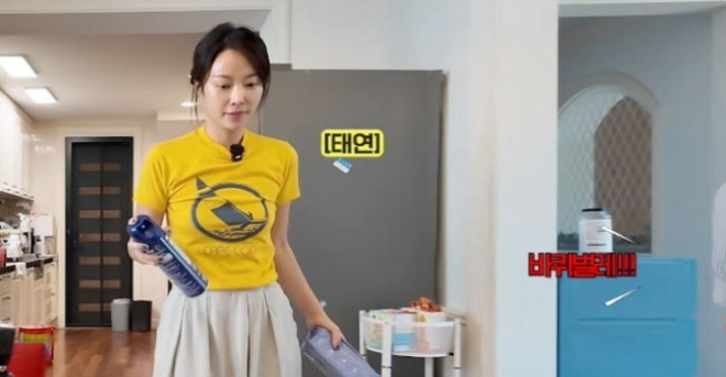 thumbnail - “바퀴벌레 200마리 잡았다”…황정음, 이혼 후 단독주택의 민낯