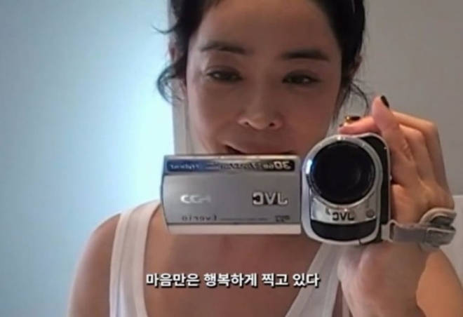 thumbnail - “옆구리 흉터 선명”…배우 이혜영, 5년 만에 꺼낸 폐암 투병