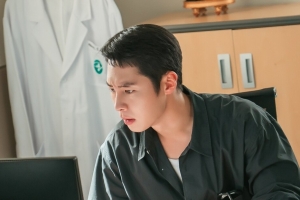 기사로 이동 - 군대 간 이재욱, 갑자기 ‘가수 데뷔’…임슬옹이 만든 반전