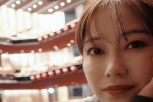 기사로 이동 - 결혼 6개월 만에 임신…AKB48 출신 유이, 깜짝 소식 전했다