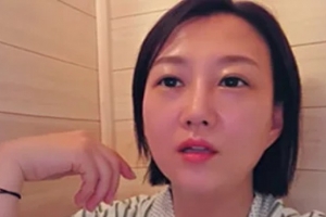 기사로 이동 - ‘목욕탕서 몰래 사진 찍혔다’ 장윤정, 결국 집에 ‘이것’ 설치
