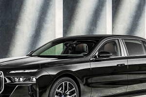 기사로 이동 - 벤츠 대신 이거 산다…1억 6천 BMW 7시리즈, ‘올블랙’ 에디션 등장