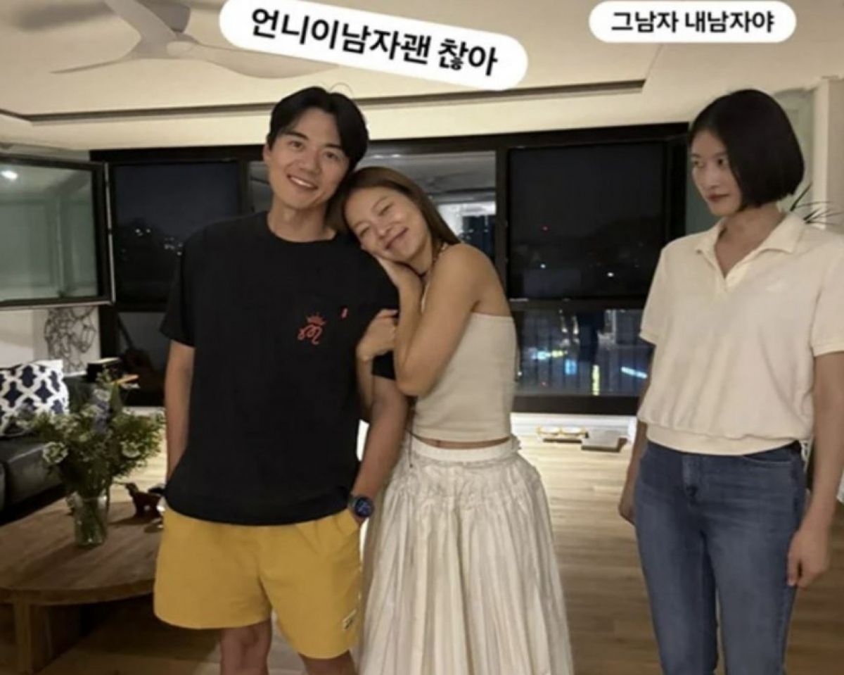 thumbnail - “가슴 너무 붙였다” 지적에…이현이 남편과 초밀착 사진 올린 송해나