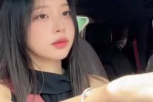 기사로 이동 - “지우고 싶은 과거 있다” 한마디에…박성광♥이솔이, 4년만 이혼설 터진 진짜 이유