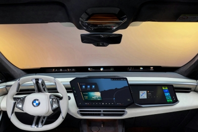 thumbnail - GV80·GLE 긴급회의 부른 BMW X5 풀체인지, ‘엔진 5종’ 전부 담았다