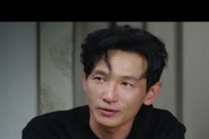 기사로 이동 - 황정민 트레이드마크 ‘술톤’ 실종…금주가 만든 놀라운 변화