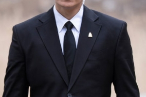 기사로 이동 - “우리 여보 무서워요”…걸스데이 소진 남편, ‘김부장’ 남실장 정체