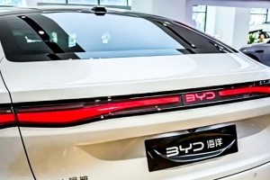 기사로 이동 - 905km 달리는데 4천만원대…BYD 씰 08, 30시간 만에 6만5천대 돌풍