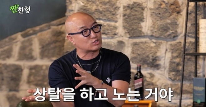 thumbnail - 상의 탈의하고 20대와 춤…홍석천이 이태원 클럽 찾는 이유