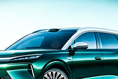 thumbnail - 주행거리 800km라더니… BYD 대형 전기 SUV, 핵심 정보만 쏙 뺐다