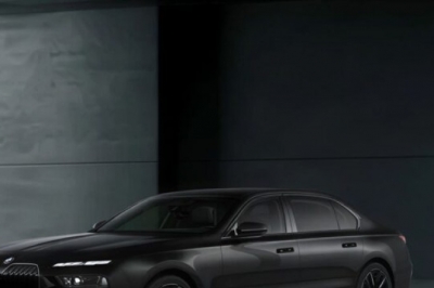thumbnail - BMW 7시리즈, 1억 8100만원에 ‘올 블랙’ 입혔더니… 아빠차 느낌 싹 사라졌다