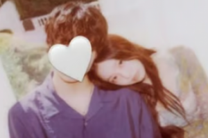 기사로 이동 - 제니 옆 ‘하트남’ 정체, 설마 했는데…2002년생 대만 모델이었다