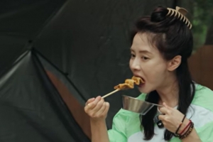 기사로 이동 - “제발 좀 꾸며라” 스태프 애원에도 송지효가 또 꺼내 든 ‘집게핀’