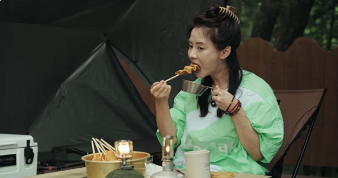 thumbnail - “제발 좀 꾸며라” 스태프 애원에도 송지효가 또 꺼내 든 ‘집게핀’