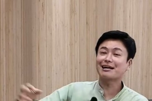 기사로 이동 - ‘사장님 나빠요’ 블랑카의 고백 “안전벨트 채워주더니 얼굴만...”