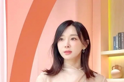 thumbnail - 이지혜가 패밀리카로 쓴 2억 포르쉐, ‘세단인데 세단이 아니네’