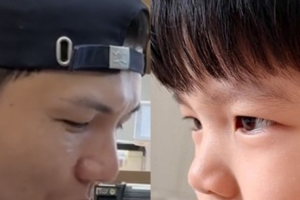 기사로 이동 - 홍현희 아들 준범이, ‘엄마 붕어빵’이라더니...최근 모습에 다들 깜짝