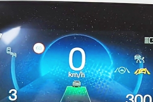 기사로 이동 - BYD 아토 3, 업데이트 한번에 7,000km ‘증발’… 차주 “이걸 손으로?”