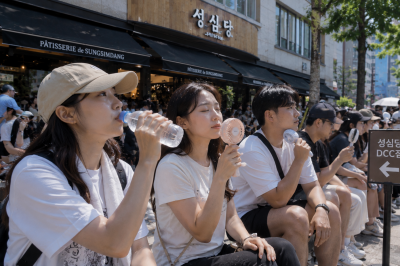 thumbnail - 성심당 줄 서다 쓰러졌다…오픈런 성공법+준비물 총정리