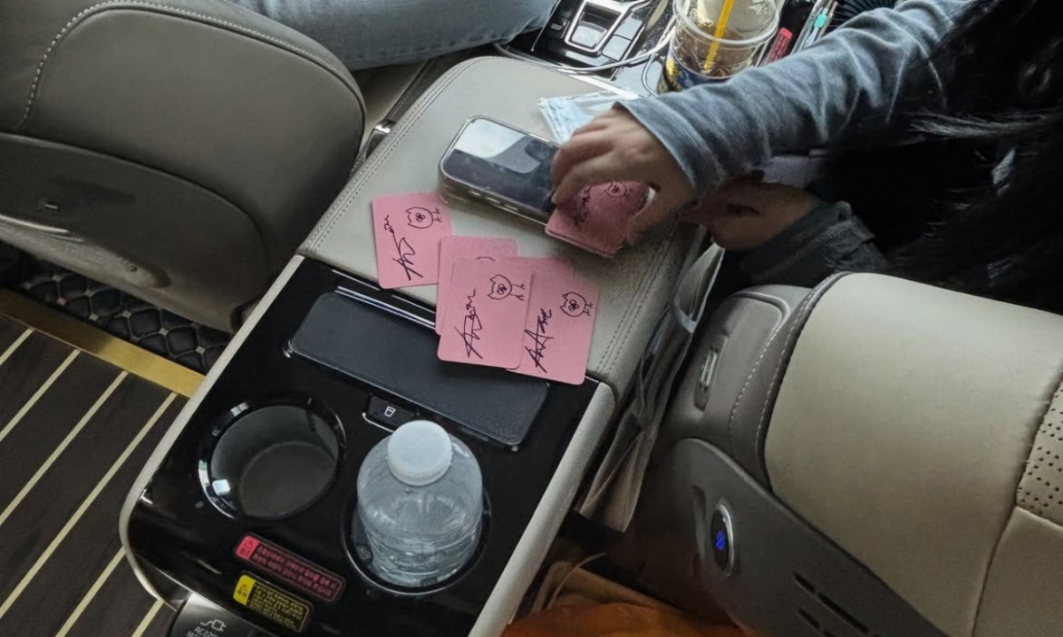 thumbnail - 소지섭 딸로 떴는데…타코야끼 알바·지하철 탄다는 서수민 근황