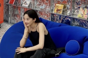 기사로 이동 - “강동원보다 안 예쁘다더니” 10년째 47kg 유지한 이청아 식단