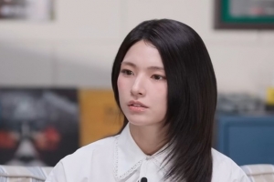 기사로 이동 - “조선말은 전혀 못한다” 발언까지…하영, 증조부 논란에 내놓은 답변