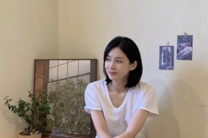 기사로 이동 - 항공사 합격도 버린 이보영, 출산 후 50kg 복귀 비결? ‘이것만은 매일’