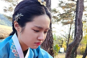 기사로 이동 - 의사 집안 자랑하더니…하영, 28세 ‘첫 한복’ 발언이 씁쓸한 진짜 이유