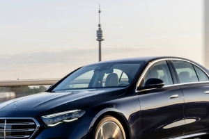 기사로 이동 - BMW 540i 사려다 벤츠 E450 보고 한숨, 디자인 하나가 전부 바꿨다