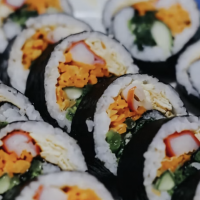 thumbnail - 남은 김밥, 계란물 입히다 ‘한숨’…여기에 10분 넣으니 갓 싼 맛