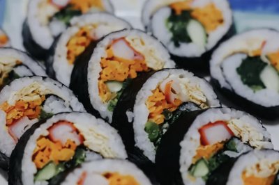 thumbnail - 남은 김밥, 계란물 입히다 ‘한숨’…여기에 10분 넣으니 갓 싼 맛