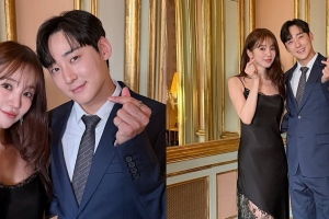 기사로 이동 - 윤은혜, 이탈리아 결혼식서 웬 남자와 ‘하트’…정체 알고보니
