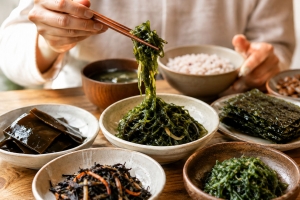 기사로 이동 - ‘혈당 걱정에 밥 못 먹던 분들’… 김·미역 먹고 나타난 놀라운 변화