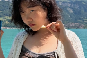 기사로 이동 - “약은 안 먹었어요” 악뮤 이수현, 30kg 감량 후 공개한 놀라운 비결